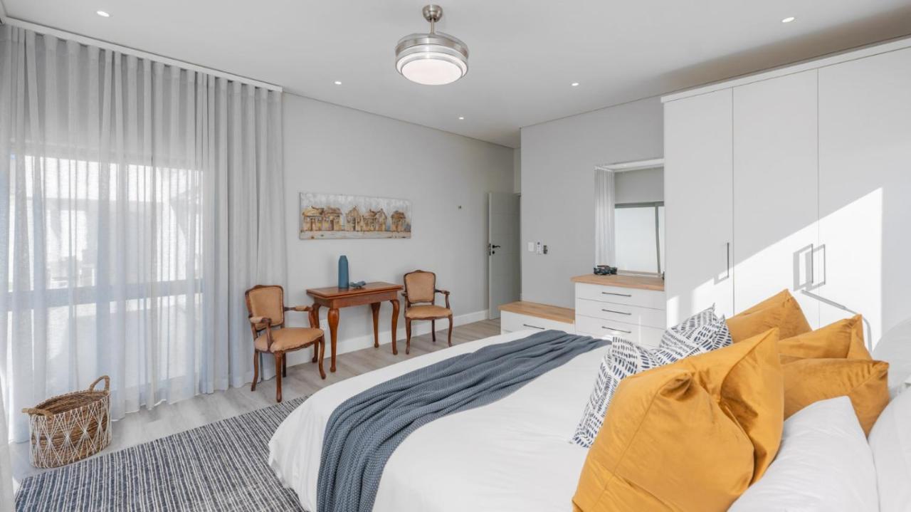 Cliff Haven Hotel Struisbaai Luaran gambar