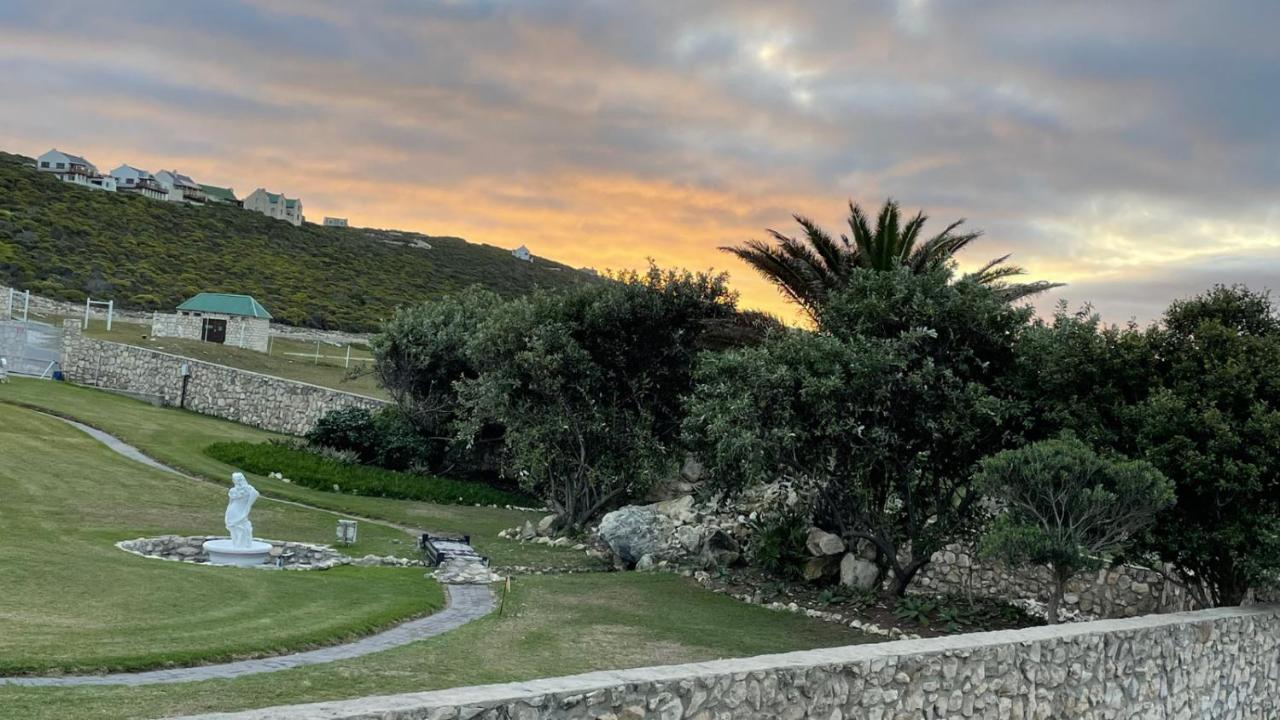 Cliff Haven Hotel Struisbaai Luaran gambar