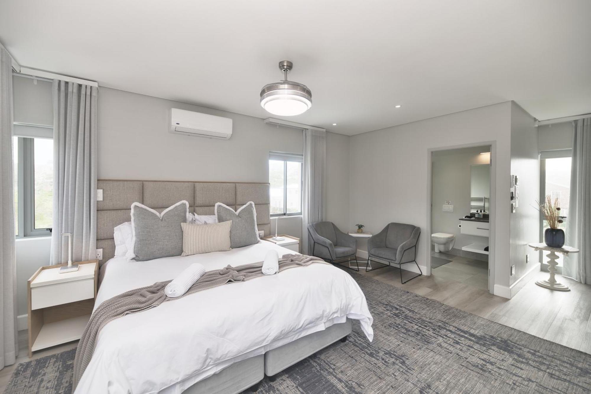 Cliff Haven Hotel Struisbaai Bilik gambar