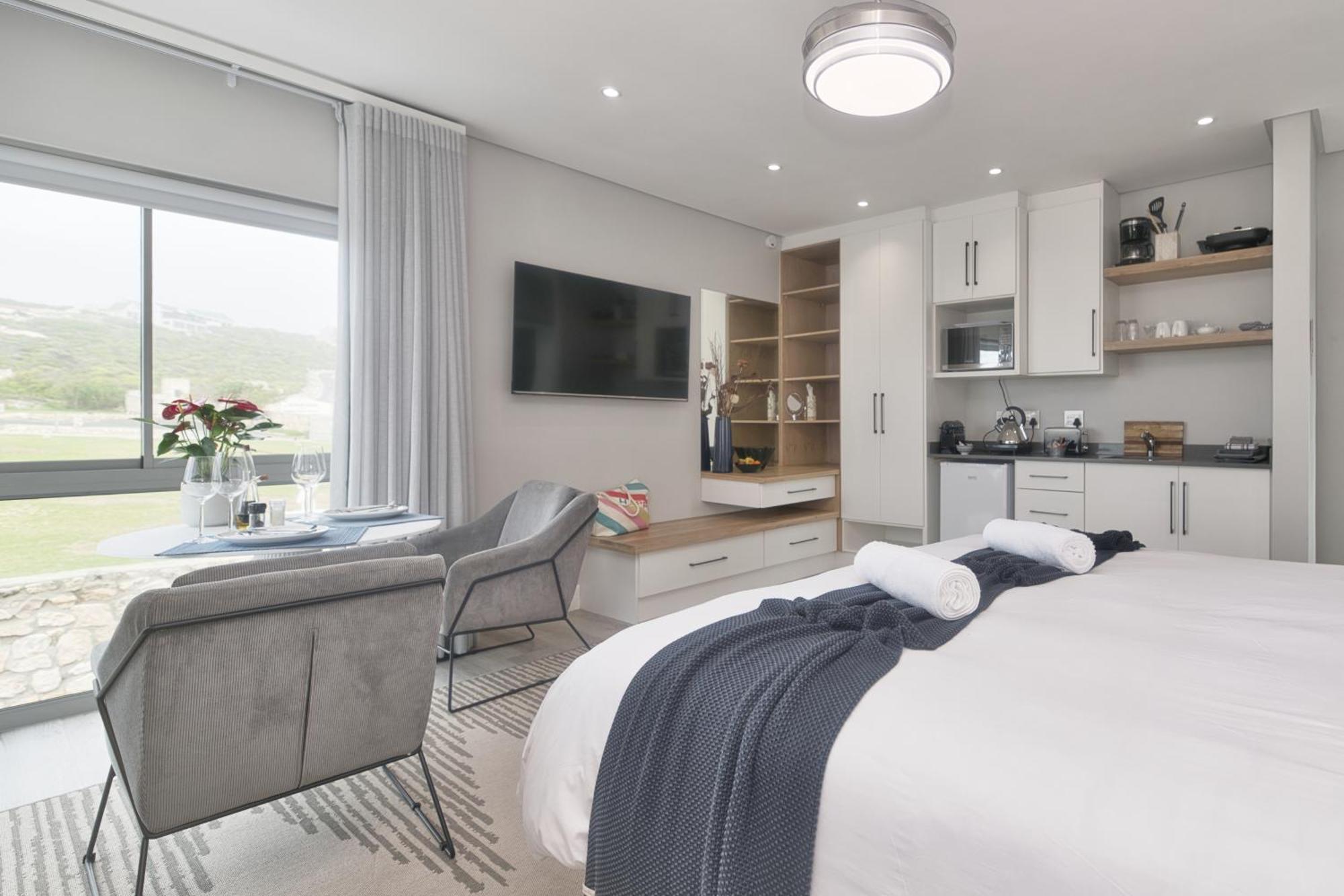 Cliff Haven Hotel Struisbaai Bilik gambar